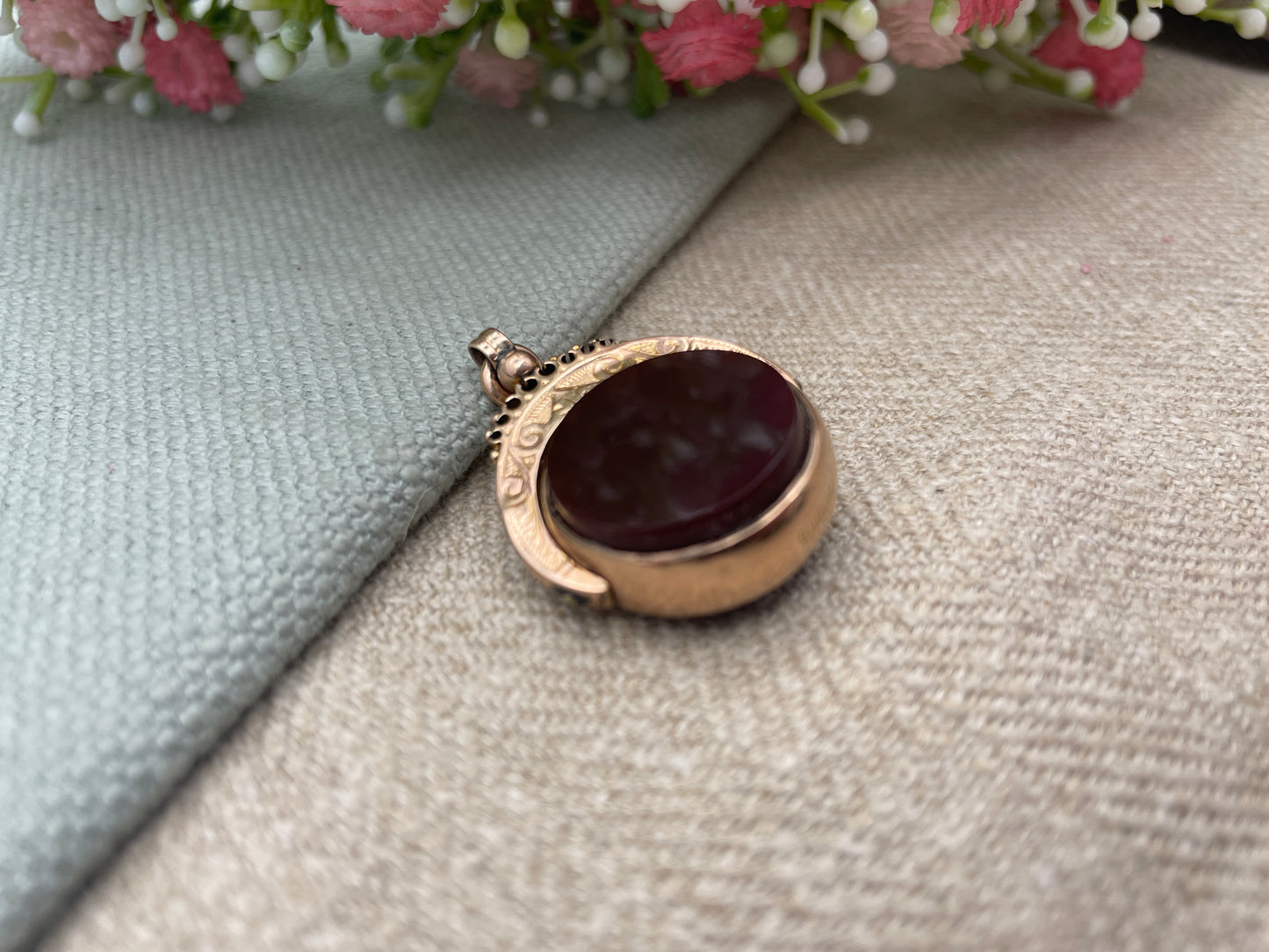 Antique 9ct Gold Spinner Fob Pendant