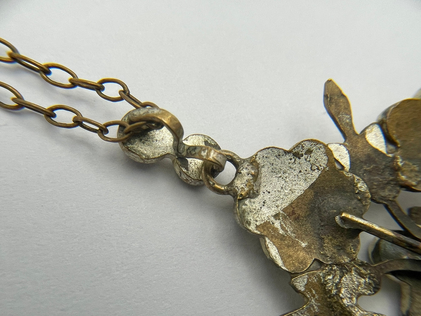 Vintage Arts and Crafts Style Necklace - Floral / Flowers / 1950s / 1960s / Kitsch / Jardiniere / Pendant