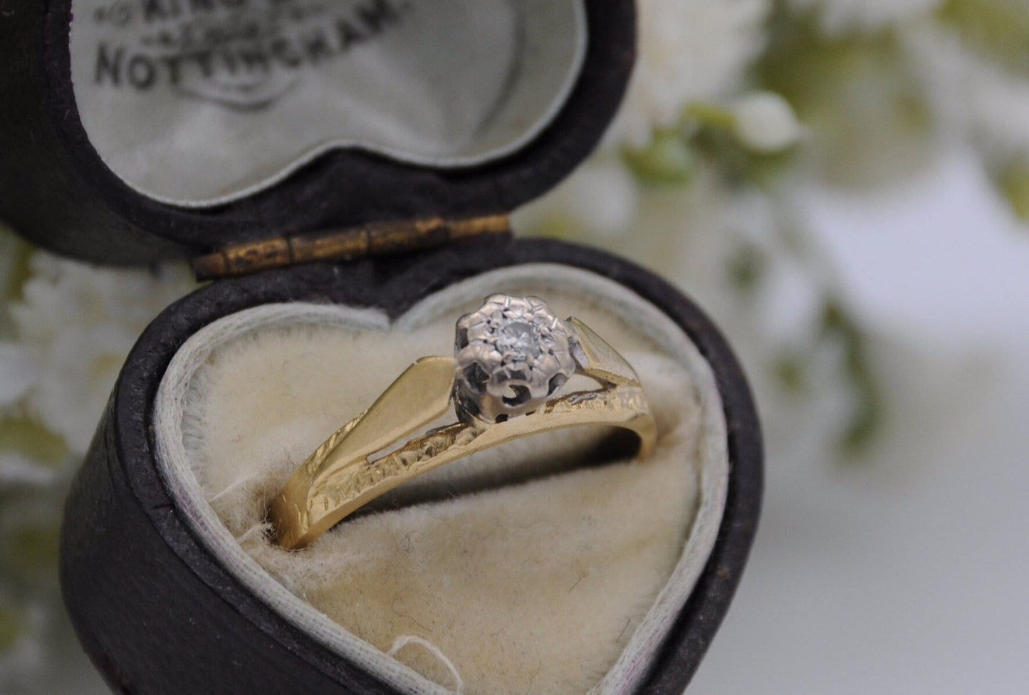 Vintage 18ct Gold and Diamond Engagement Ring