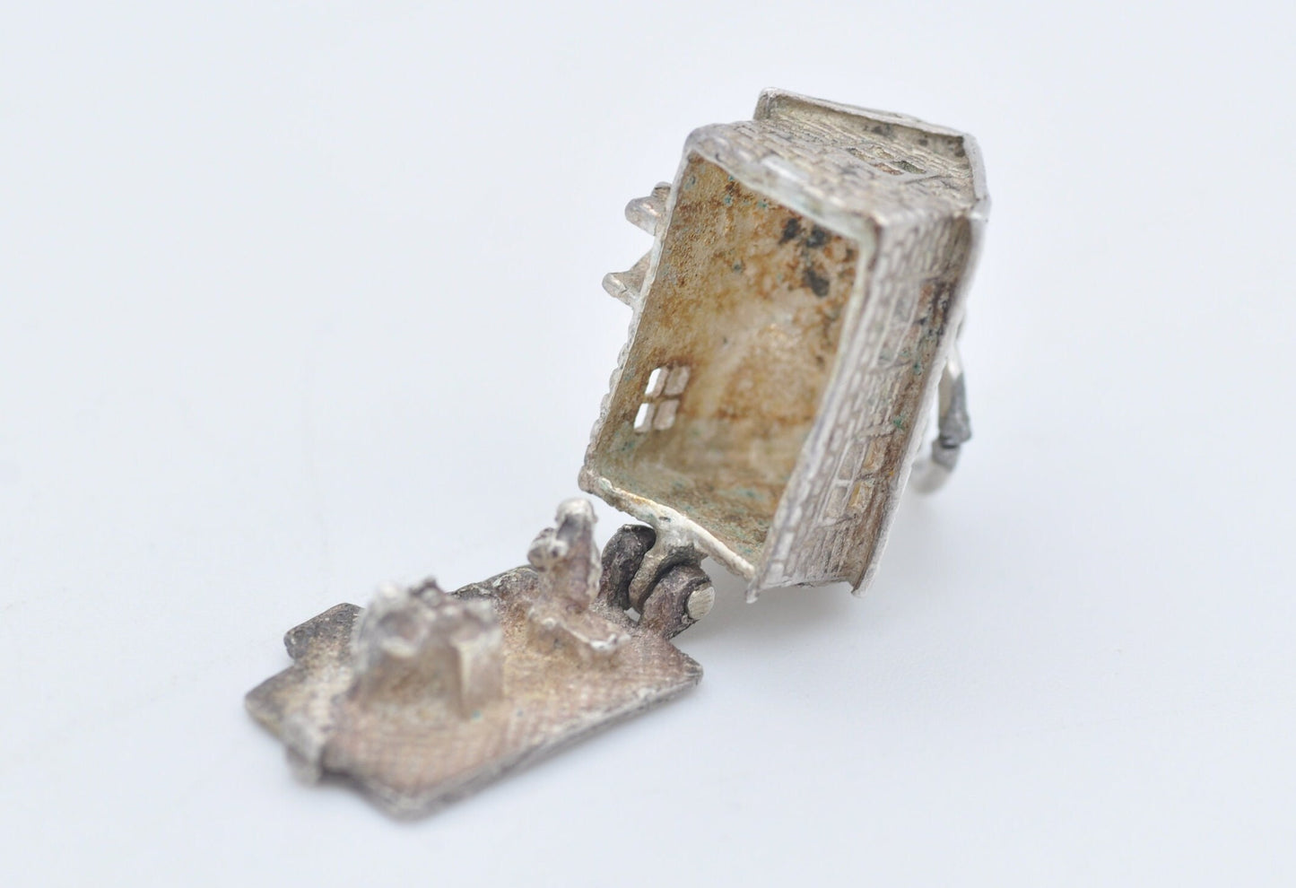 Vintage Sterling Silver Opening Pub / Tavern Charm - Articulated / Hunters Moon Pub / Man Drinking / Rare / Detailed / 1960s / for Bracelet