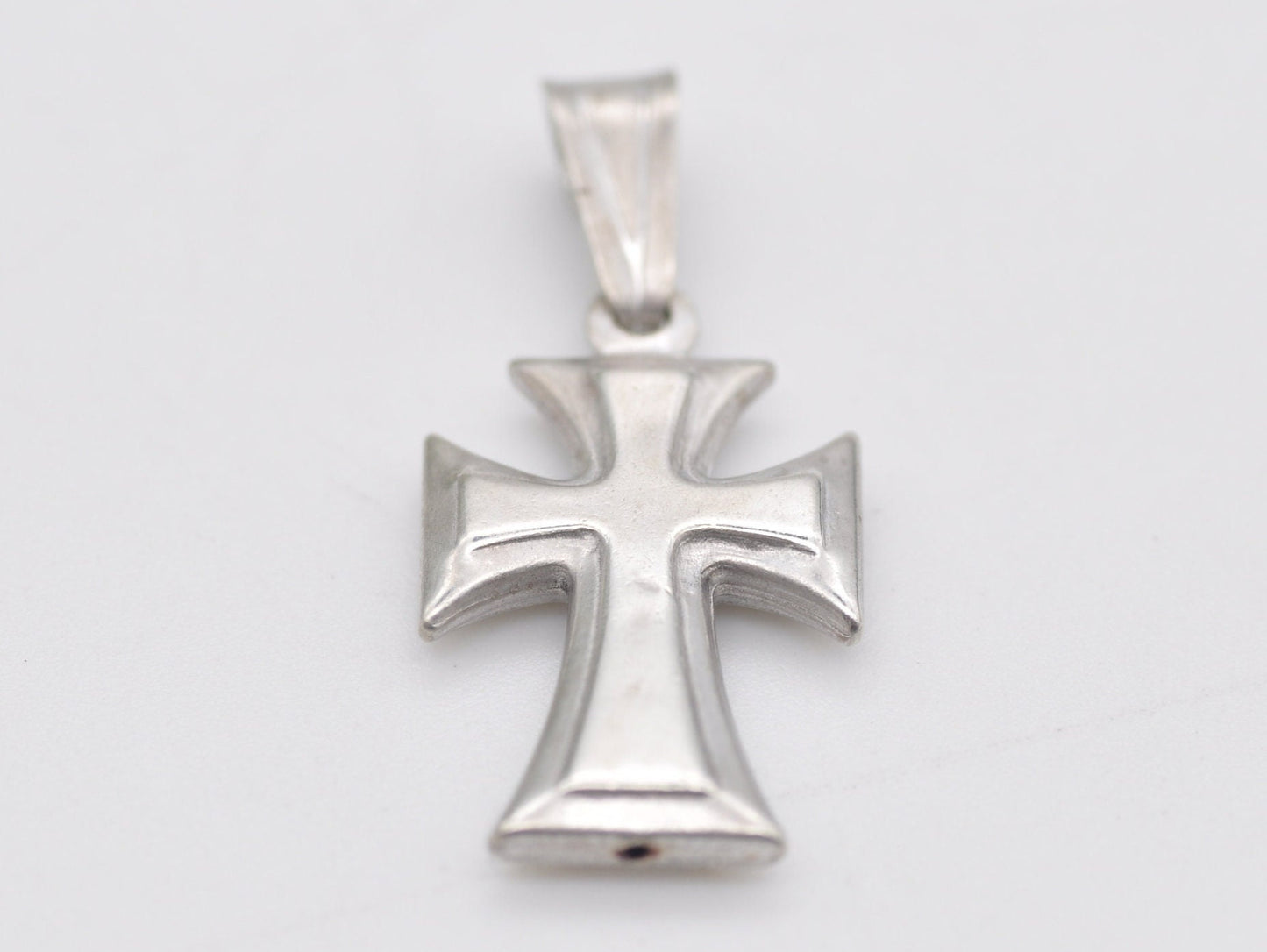 Vintage Sterling Silver Cross Pendant - Religious | Christian | Crucifix