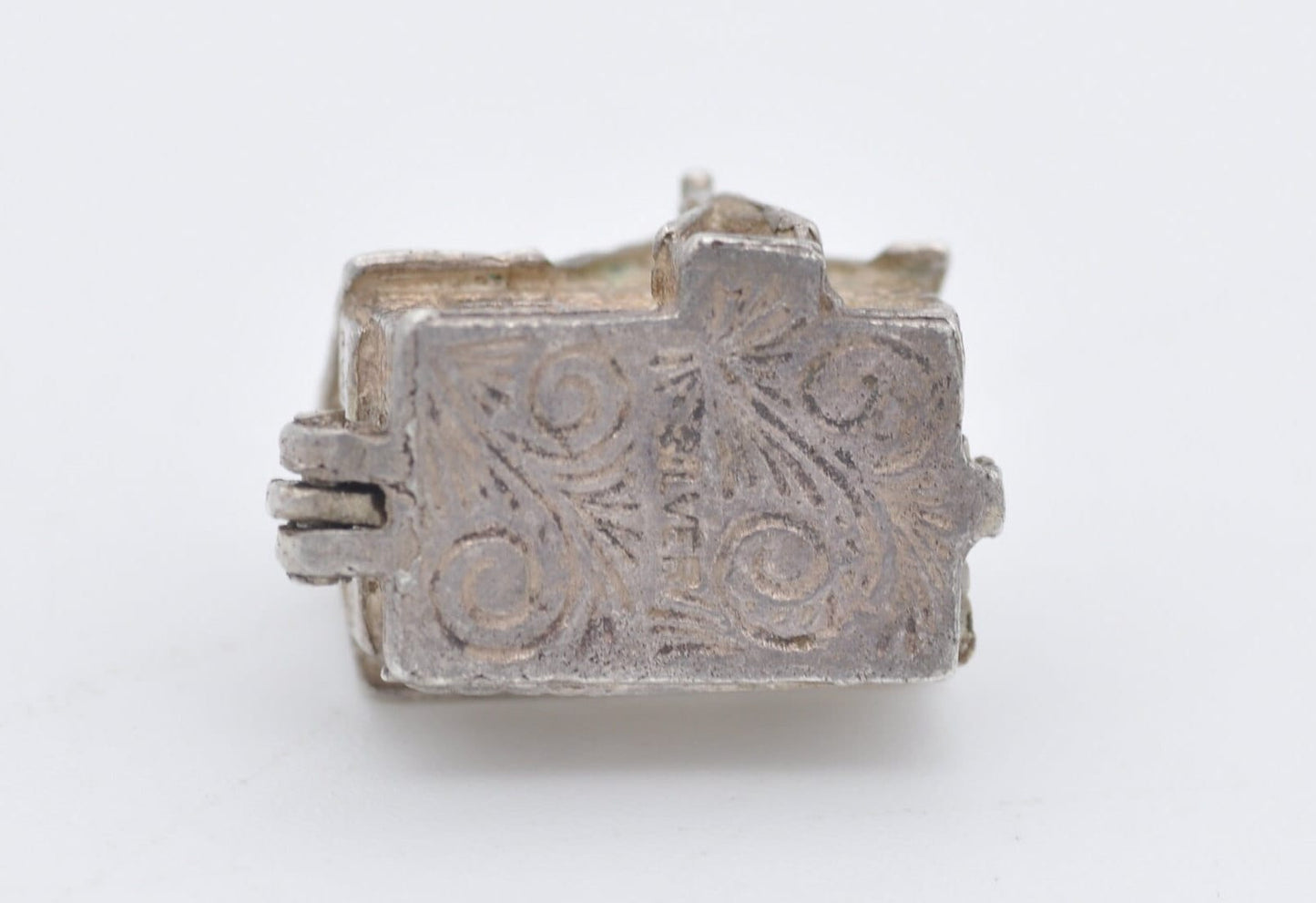 Vintage Sterling Silver Opening Pub / Tavern Charm - Articulated / Hunters Moon Pub / Man Drinking / Rare / Detailed / 1960s / for Bracelet