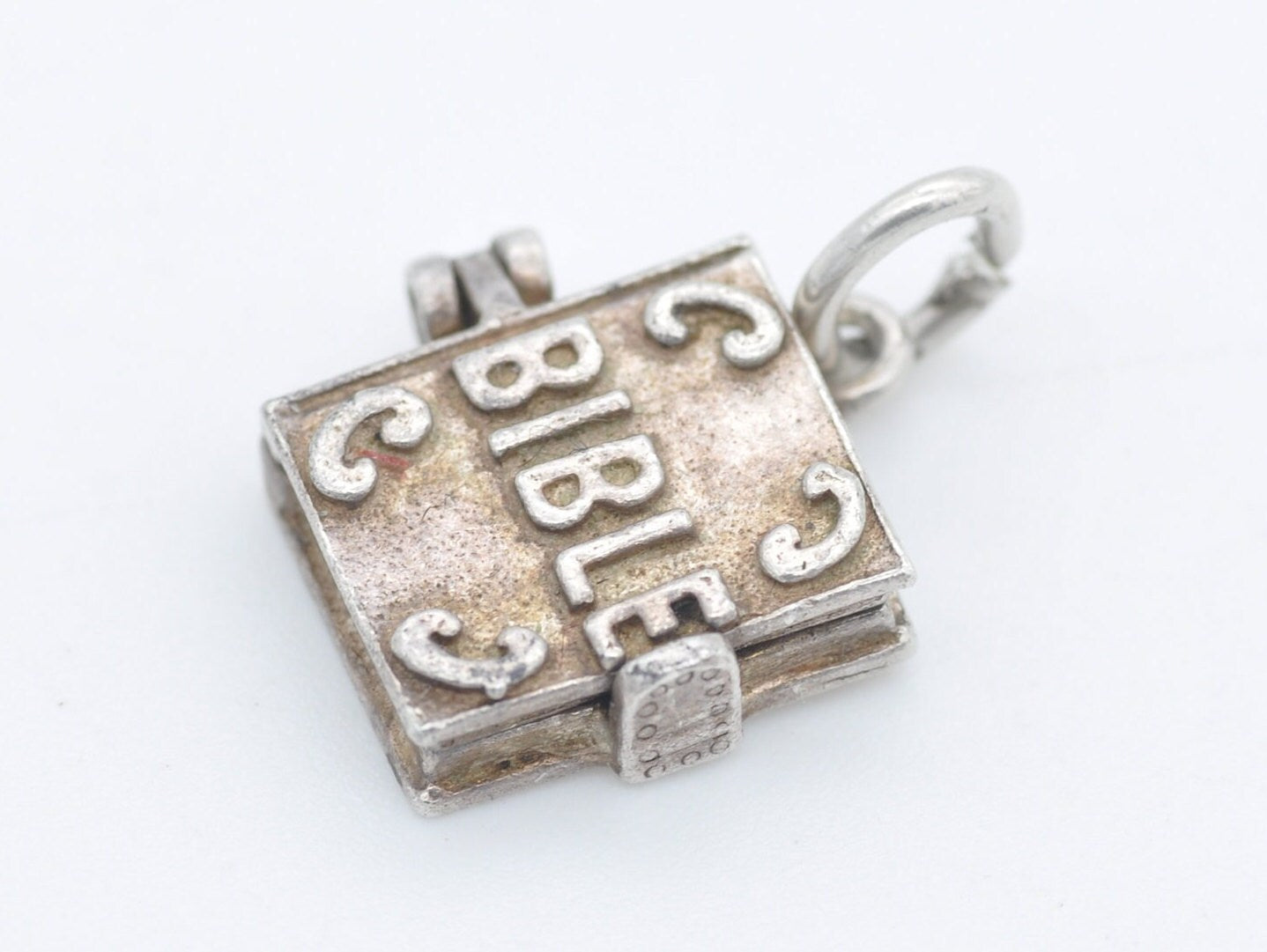 Vintage Sterling Silver Bible Opening Charm / Pendant - 151 / Religious / Book / Psalm / Charm Bracelet