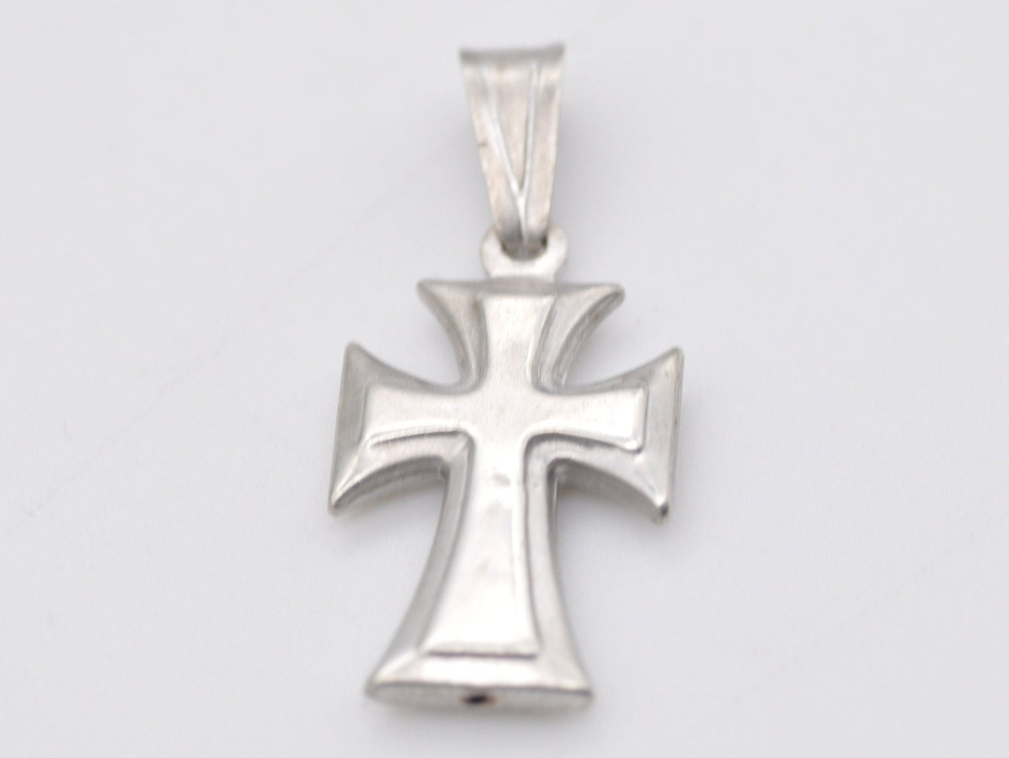 Vintage Sterling Silver Cross Pendant - Religious | Christian | Crucifix