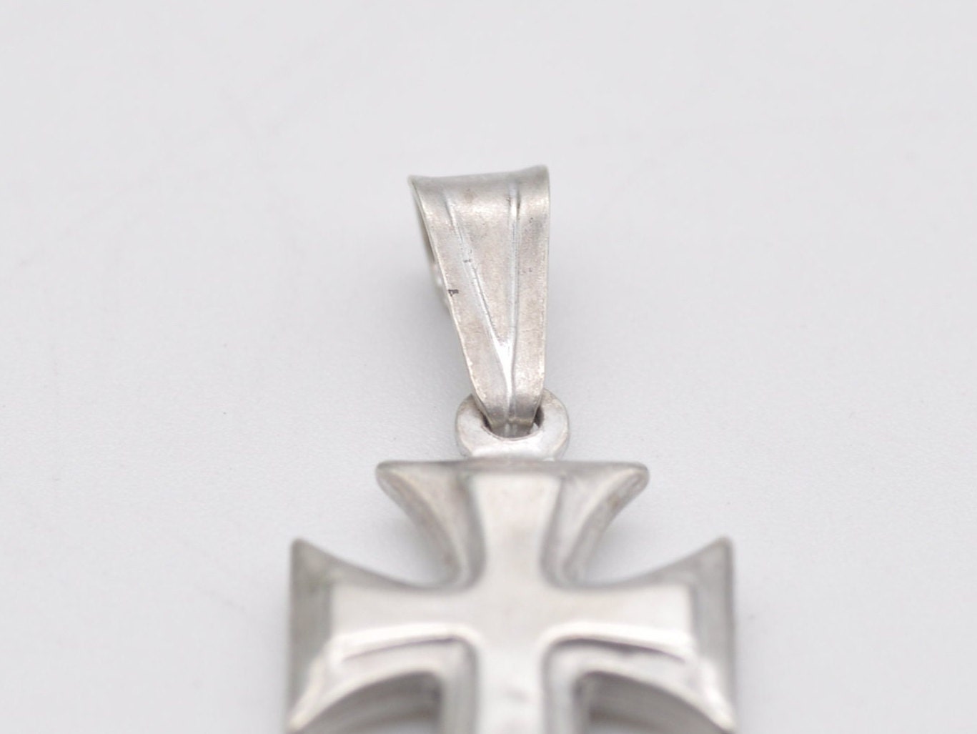 Vintage Sterling Silver Cross Pendant - Religious | Christian | Crucifix