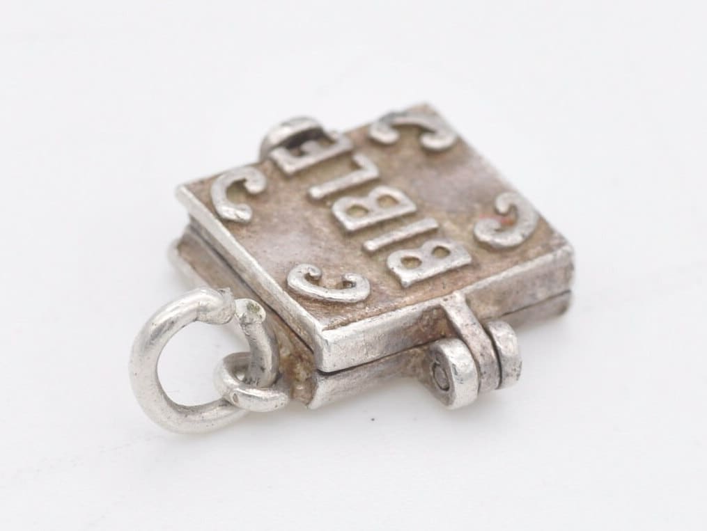 Vintage Sterling Silver Bible Opening Charm / Pendant - 151 / Religious / Book / Psalm / Charm Bracelet