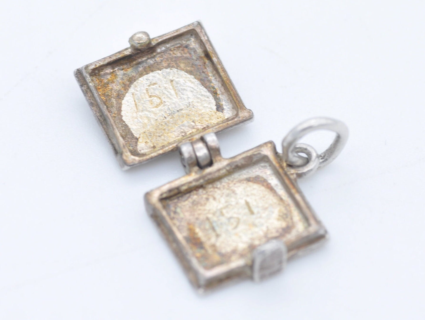 Vintage Sterling Silver Bible Opening Charm / Pendant - 151 / Religious / Book / Psalm / Charm Bracelet
