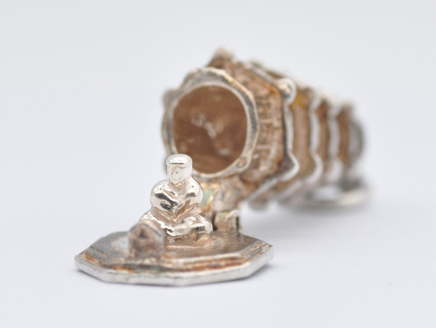 Vintage Silver Pagoda Opening Charm / Pendant - Buddha / Praying / Monk / Sterling Silver / Charm Bracelet