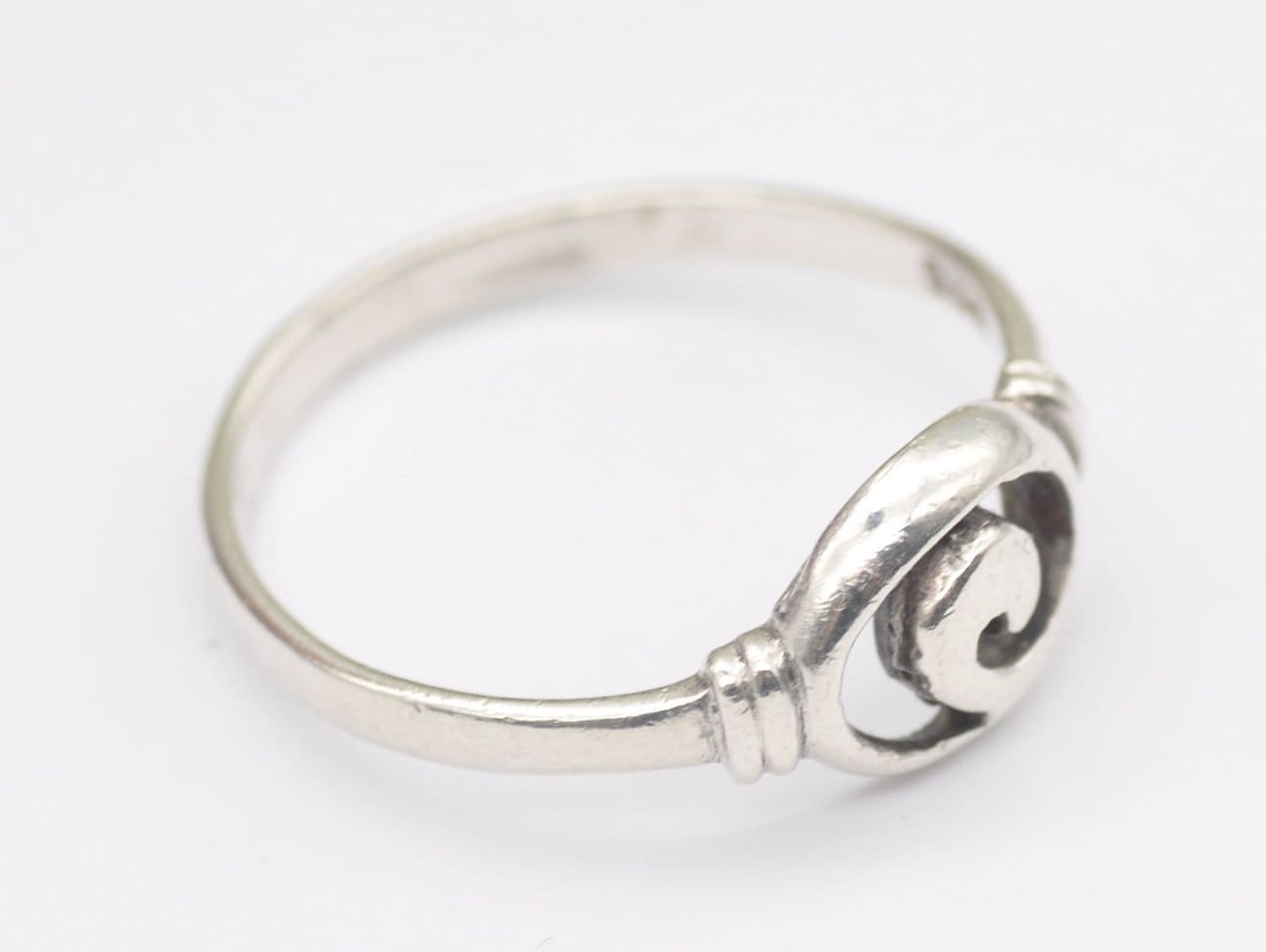 Vintage Sterling Silver Wave Ring