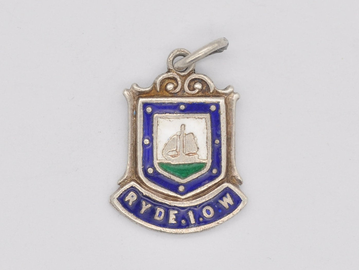 Vintage Sterling Silver Ryde Enamel Souvenir Shield Charm / Pendant - Isle of Wight / England / Tourist / 925 / Charm Bracelet / Scrap Book