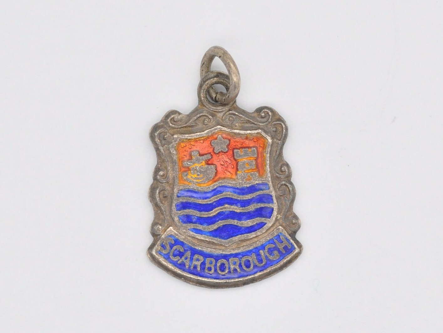 Vintage Sterling Silver Scarborough Enamel Souvenir Charm / Pendant - England / Yorkshire / Tourist / 925 / Charm Bracelet
