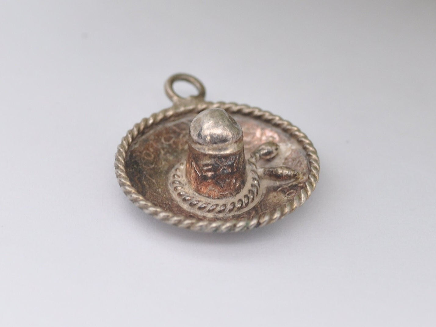 Vintage Sterling Silver Cowboy Hat Charm / Pendant - American / Engraved / Detailed / Charm Bracelet