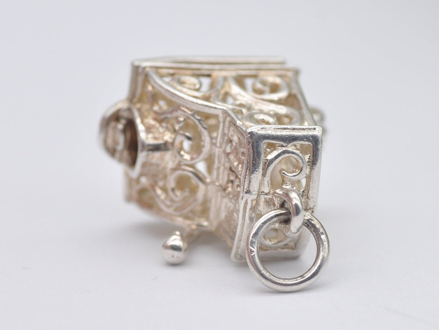 Vintage Silver Slot Machine Opening Charm / Pendant - Coins / Articulated / Gambling / Hinge / Money / Interesting / Charm Bracelet