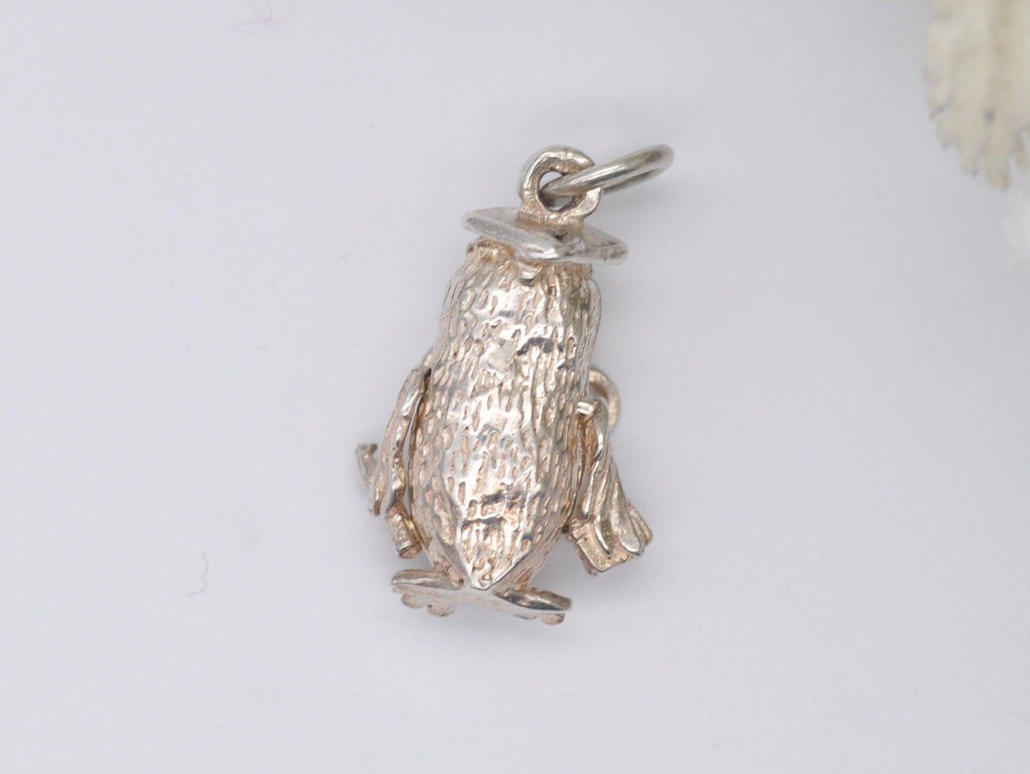 Vintage Silver Owl Charm / Pendant - Bird / Fun / Animal / Moving Arms / Charm Bracelet