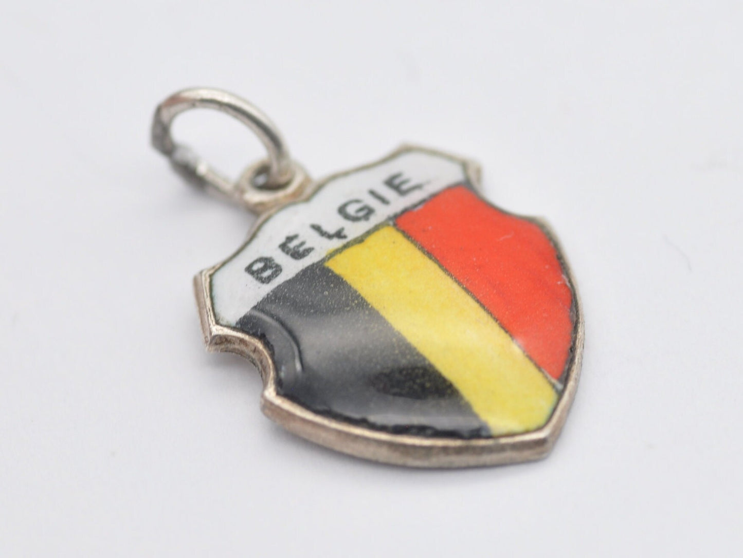 Vintage Silver Tone Belgie Enamel Souvenir Shield Charm / Pendant - Belgium / Europe / Tourist / Travel / Country / Scrap Book