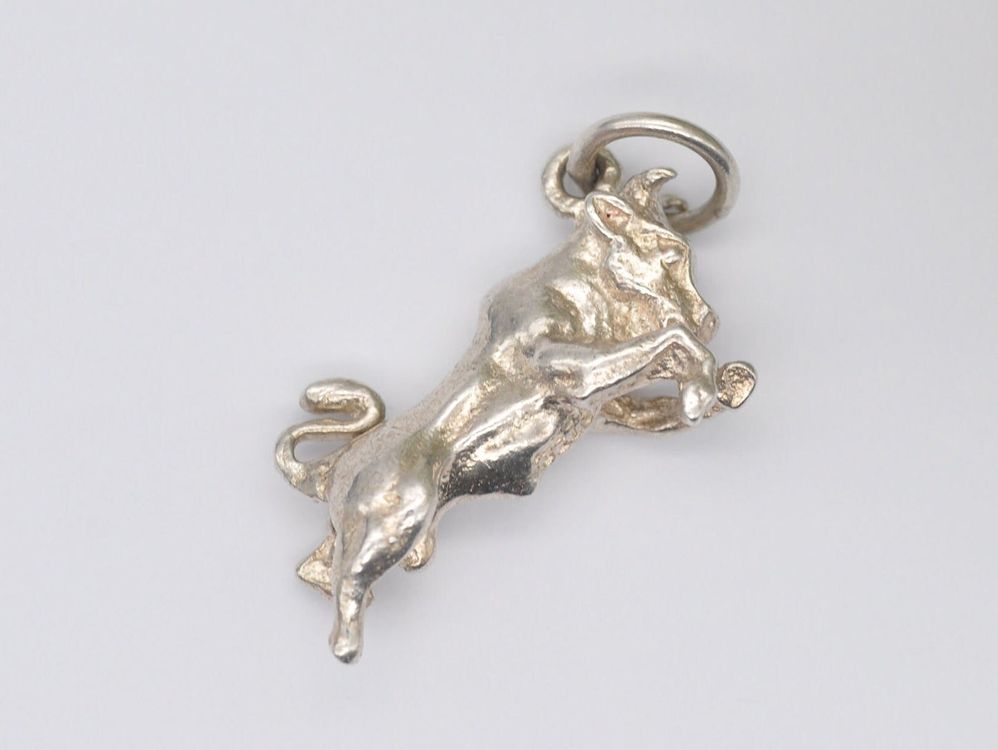 Vintage Silver Bull Charm Charm / Pendant - Animal / Nature / Detailed / Charm Bracelet / Charging / Spanish / Spain