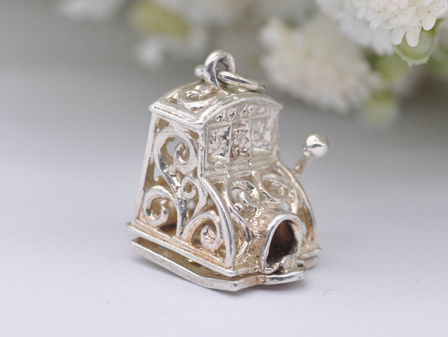 Vintage Silver Slot Machine Opening Charm / Pendant - Coins / Articulated / Gambling / Hinge / Money / Interesting / Charm Bracelet