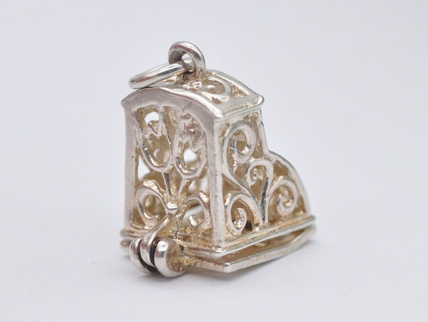 Vintage Silver Slot Machine Opening Charm / Pendant - Coins / Articulated / Gambling / Hinge / Money / Interesting / Charm Bracelet