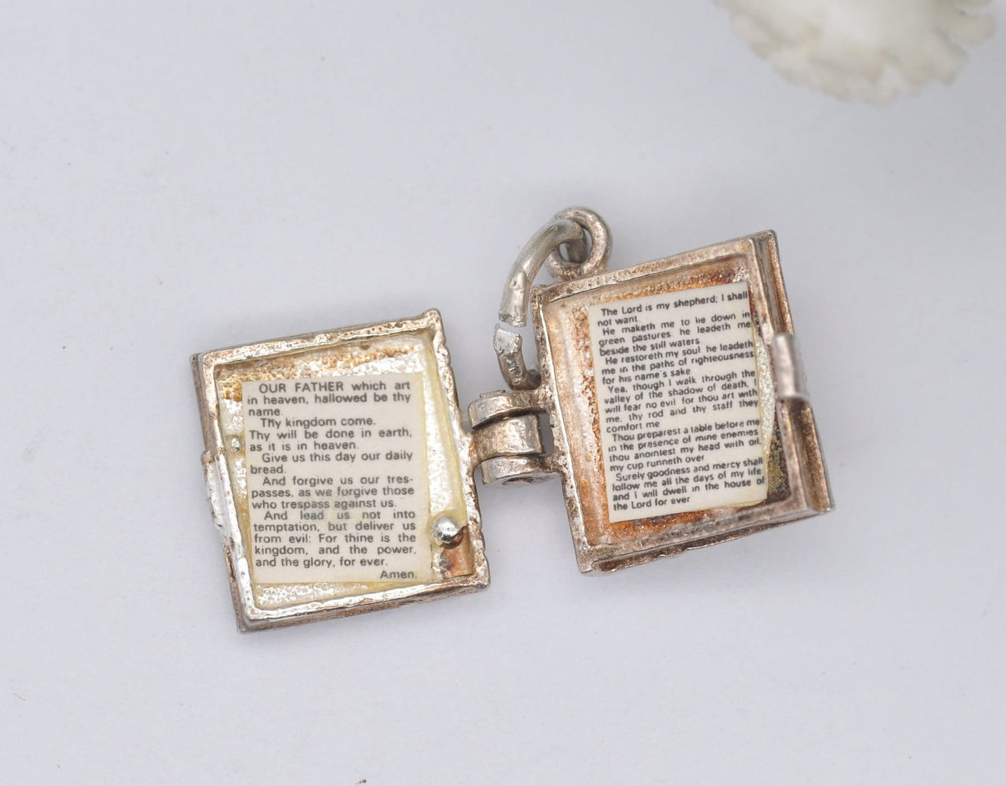 Vintage Sterling Silver Opening Nuvo Bible Charm / Pendant - The Lord's Prayer / Religious / Charm Bracelet