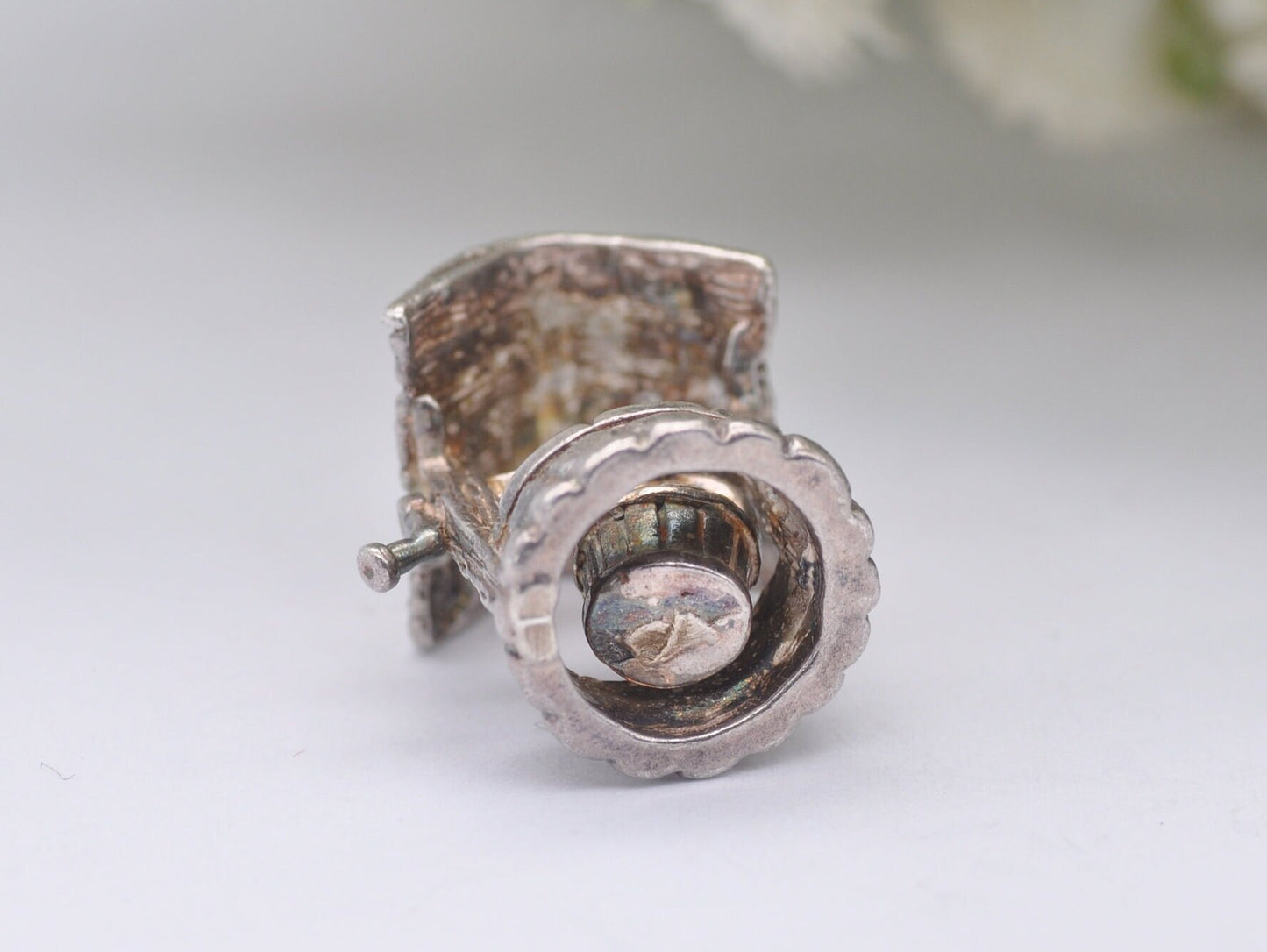 Vintage Silver Well Charm / Pendant - Water / Good Luck / Detailed / Charm Bracelet