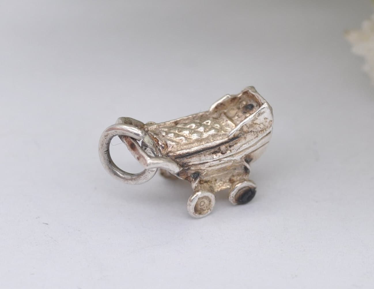 Vintage Silver Baby Pram Charm / Pendant - Children / Pregnant / Detailed / Charm Bracelet