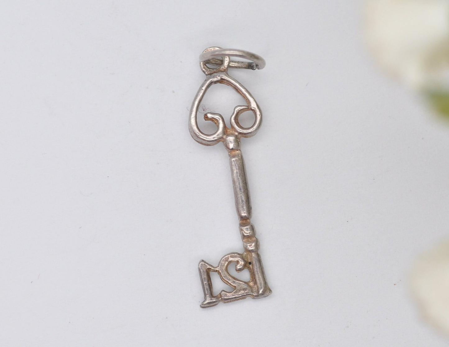 Vintage Sterling Silver 21 Key Charm / Pendant - Birthday / Best Wishes / Door / Charm Bracelet