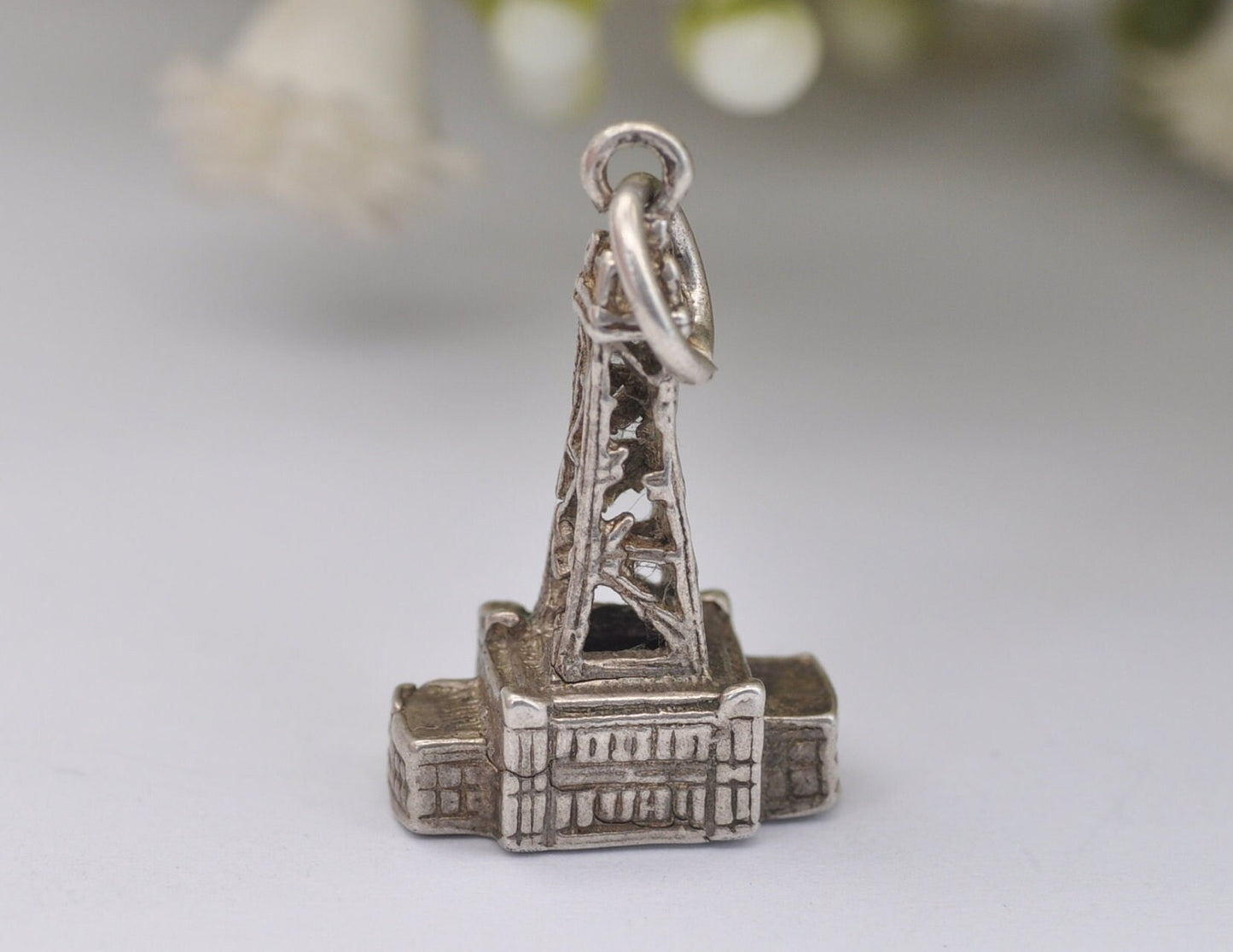 Vintage Sterling Silver Blackpool Tower Charm / Pendant - Building / Travel / Tourist / Holiday / Charm Bracelet