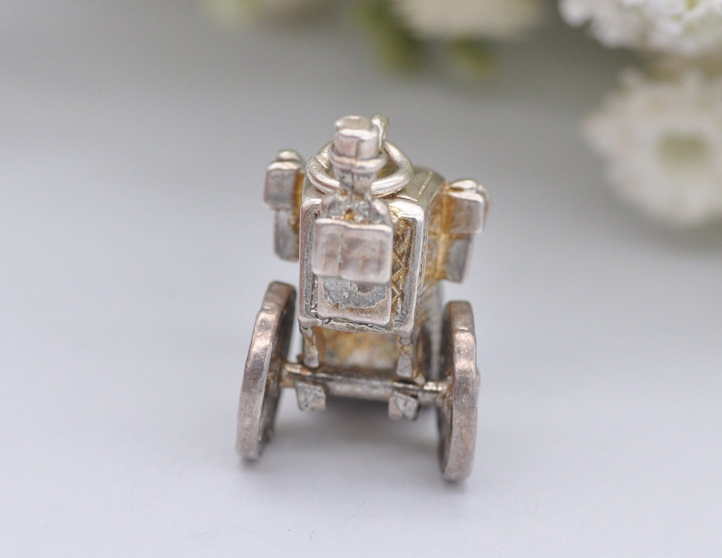 Vintage Silver Carriage Charm / Pendant - Spinning Wheels / Large / Man / Travel / Detailed / Charm Bracelet