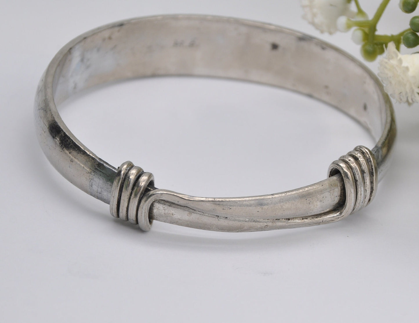 Vintage Silver Buddhist Bangle Bracelet - Tibet | Tibetan | Chinese | China | Religion