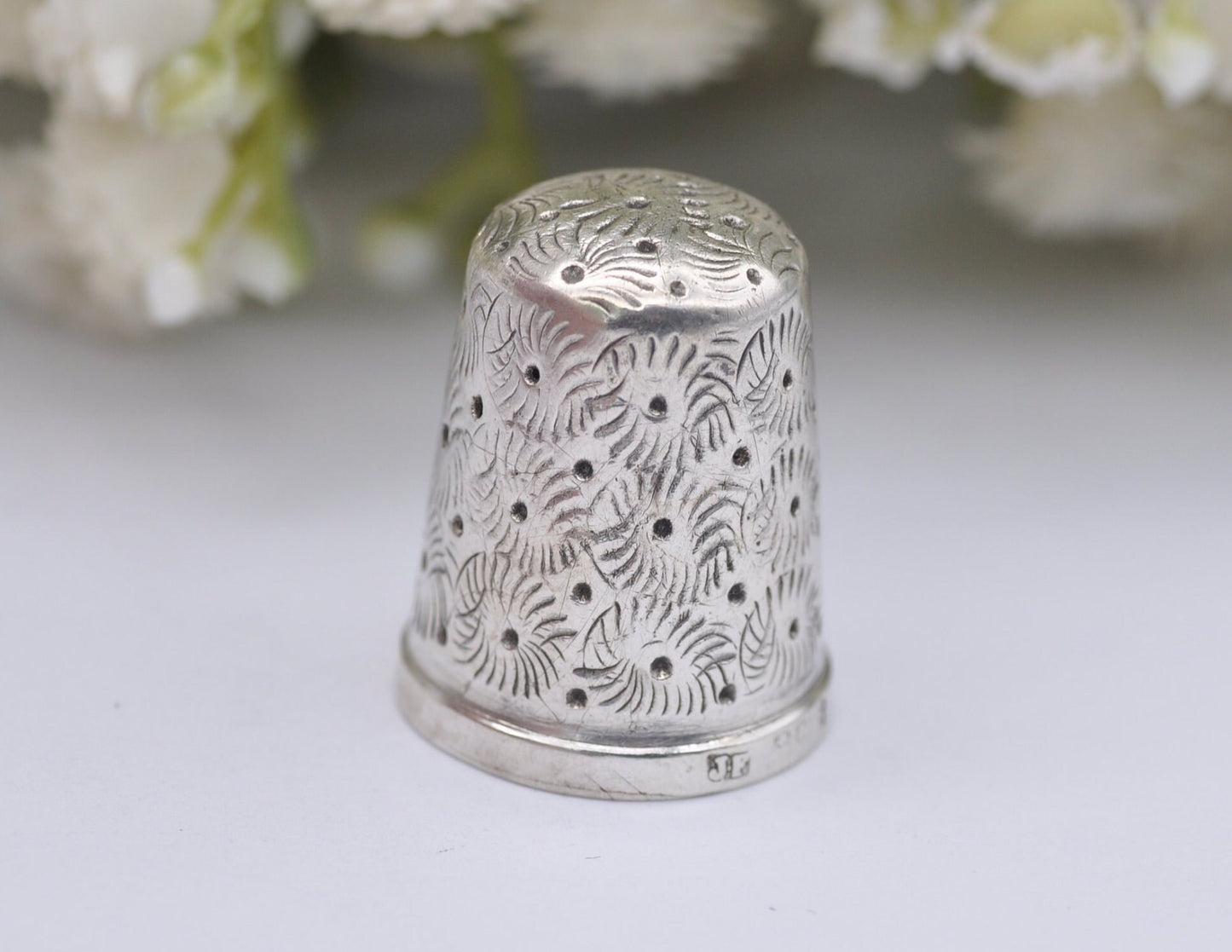 Antique James Fenton Thimble - 1917 | J.F | Sewing | Floral | Detailed | Patterned | Silverware | Collectable | Collection