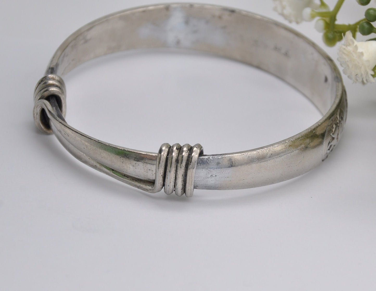 Vintage Silver Buddhist Bangle Bracelet - Tibet | Tibetan | Chinese | China | Religion