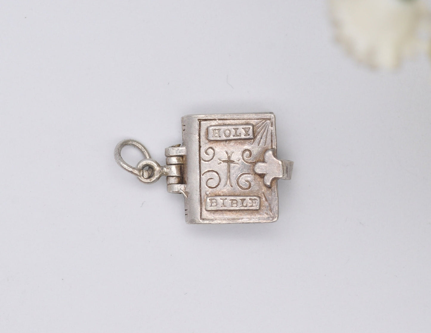 Vintage Sterling Silver Opening Nuvo Bible Charm / Pendant - The Lord's Prayer / Religious / Charm Bracelet