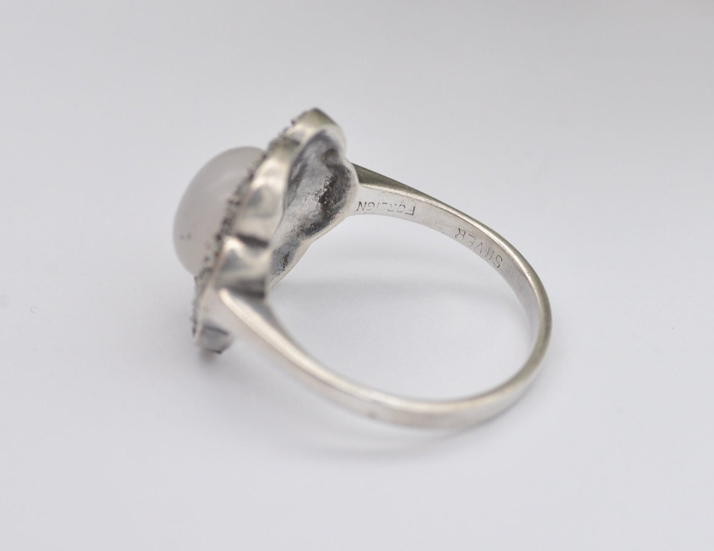 Silver & Marcasite Flower Ring Opal Glass Centre - True Vintage / Art Deco Style / 1940s / 925 Sterling Silver / UK Size - O / US Size - 7