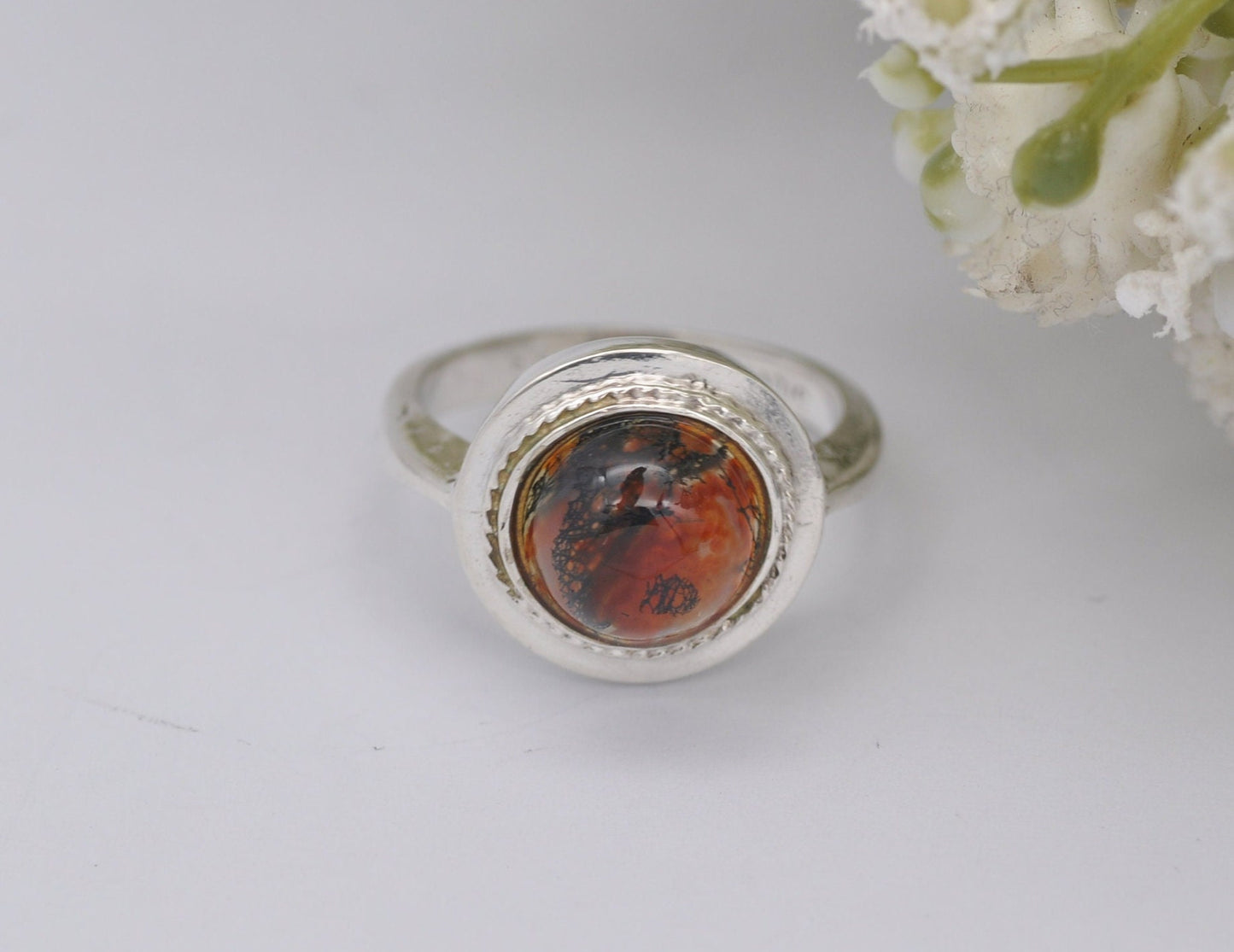 Vintage Sterling Silver & Red Moss Agate Ring - 1970s Mid-Century Modernist Ring / Chunky / Round Cabochon / UK Size - L / US Size - 5 3/4