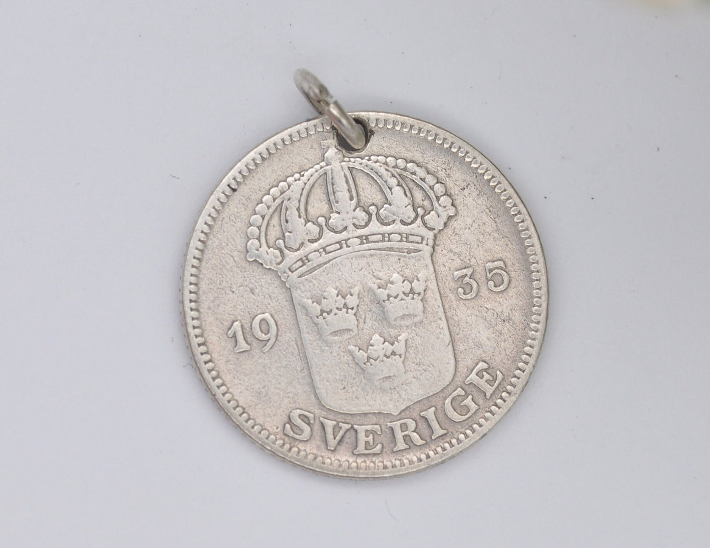 1935 Swedish 50 ��re Coin Charm / Pendant - Vintage Ore Coin Jewellery | Coin Charm | Charm Bracelet | 600 Silver Coin | Collectable
