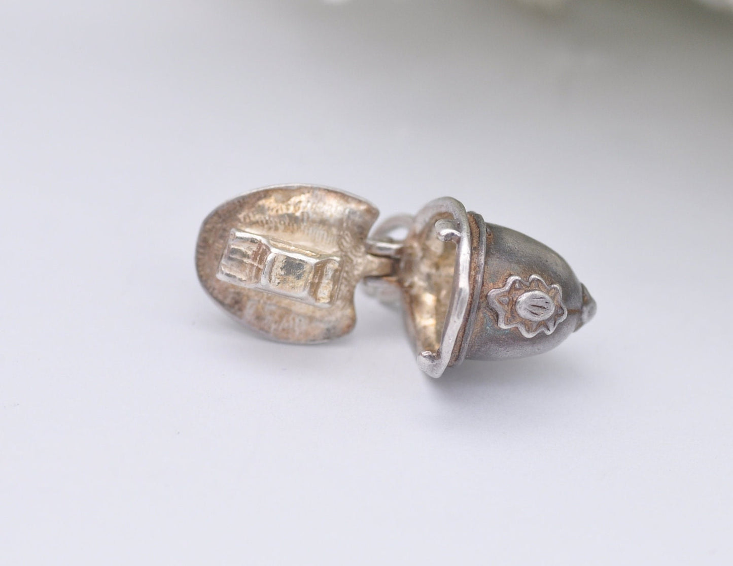 Vintage Sterling Silver Opening Police Helmet Charm / Pendant - Policeman | Car | Charm Bracelet