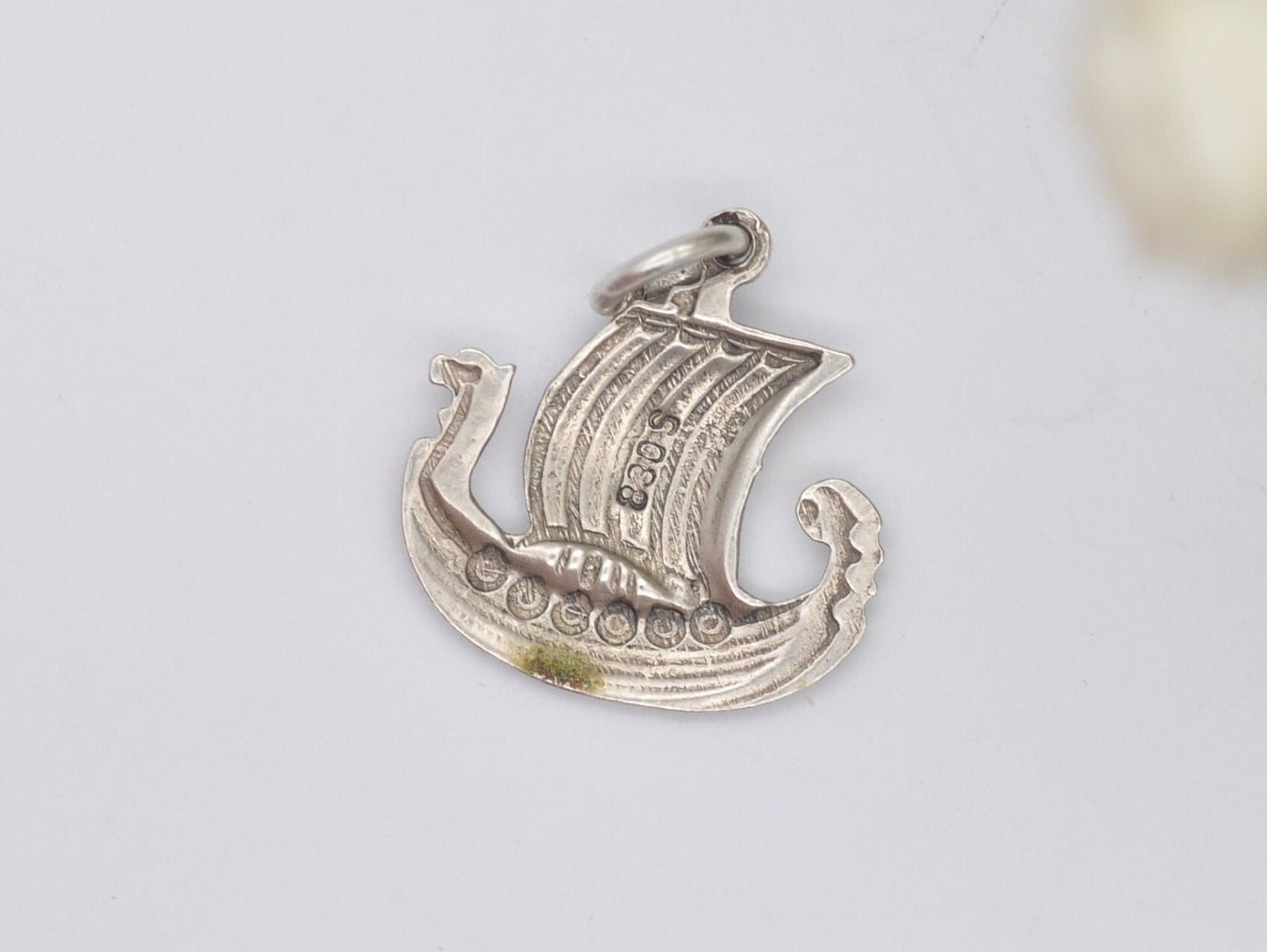 Vintage 830 Silver Viking Ship Charm / Pendant - Sail / Norse / Detailed / Boat / Sea / Scandi / Scandinavian / Solid / for Charm Bracelet