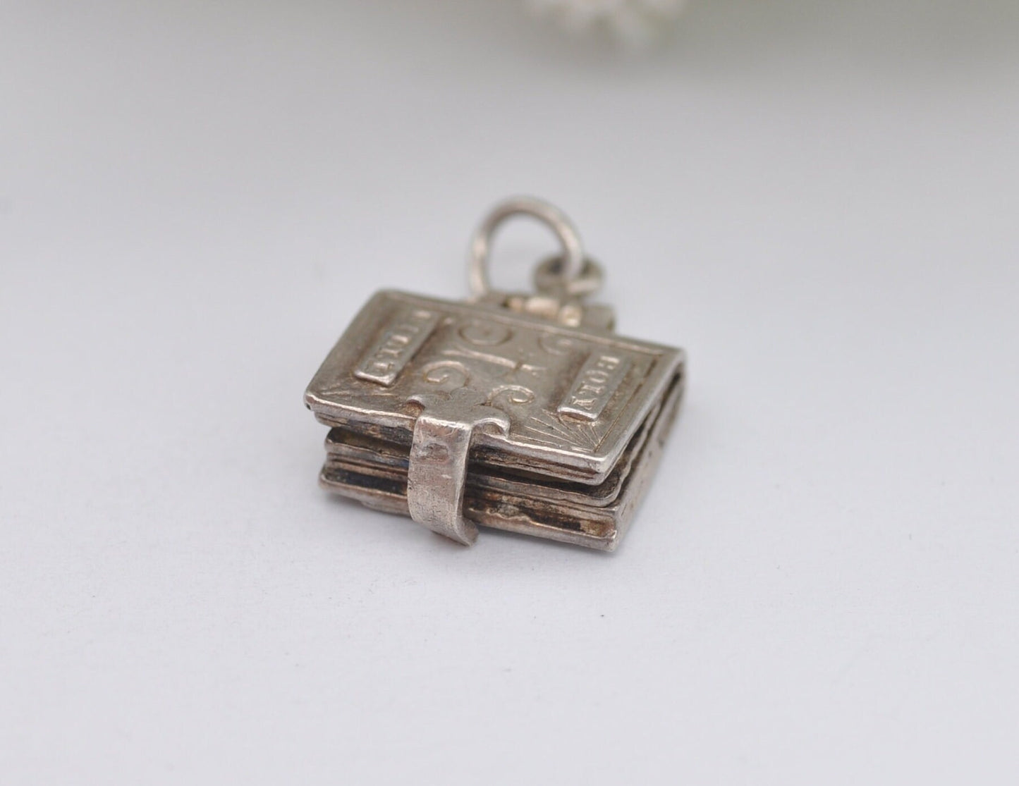 Vintage Sterling Silver Opening Nuvo Bible Charm / Pendant - The Lord's Prayer / Religious / Charm Bracelet