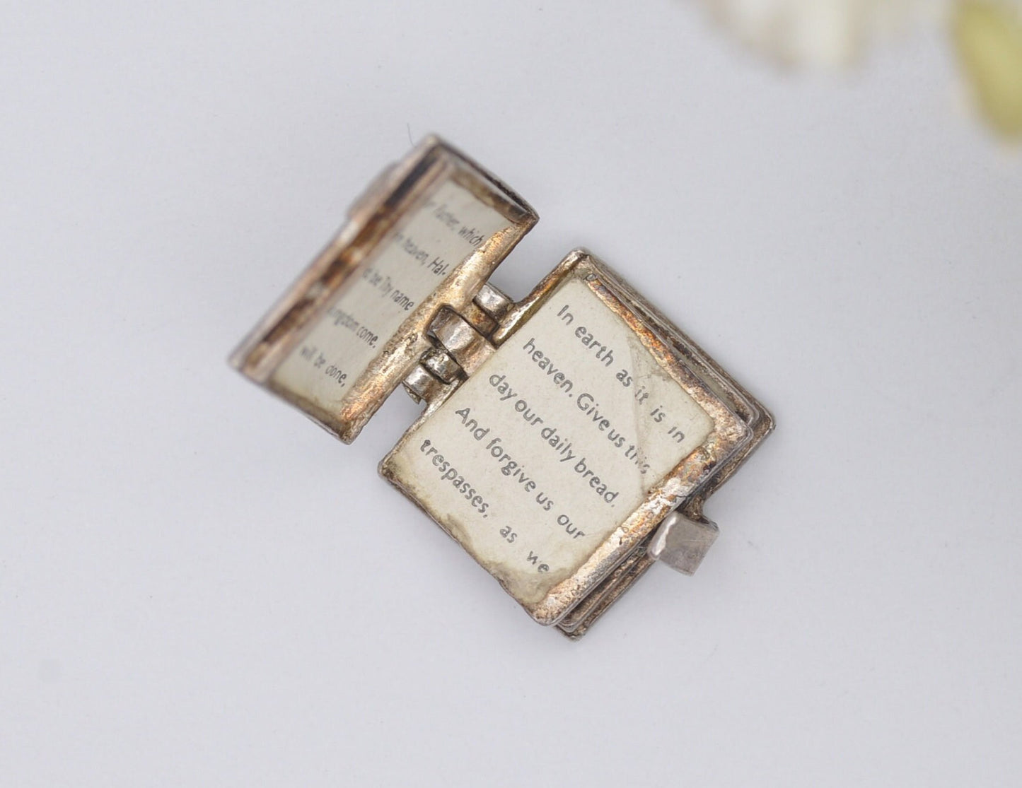 Vintage Sterling Silver Opening Nuvo Bible Charm / Pendant - The Lord's Prayer / Religious / Charm Bracelet