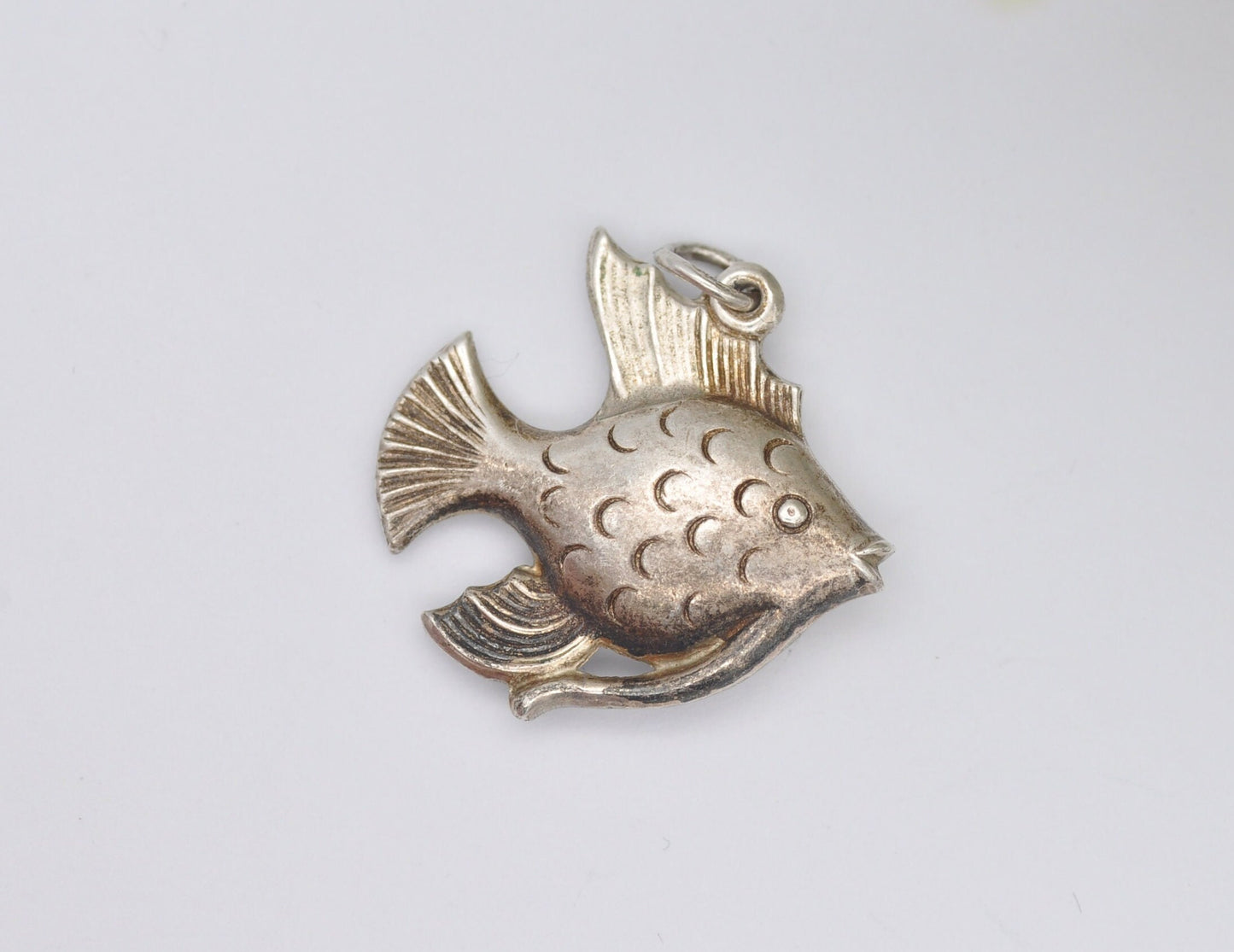 Vintage Sterling Silver Fish Charm / Pendant - Sea / Animal / Ocean / Charm Bracelet