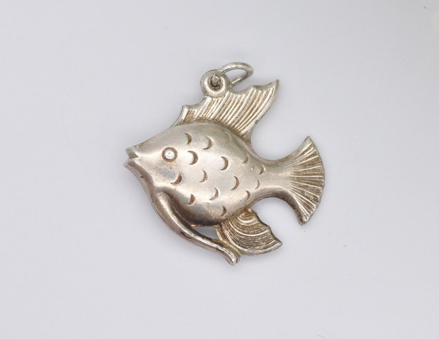 Vintage Sterling Silver Fish Charm / Pendant - Sea / Animal / Ocean / Charm Bracelet