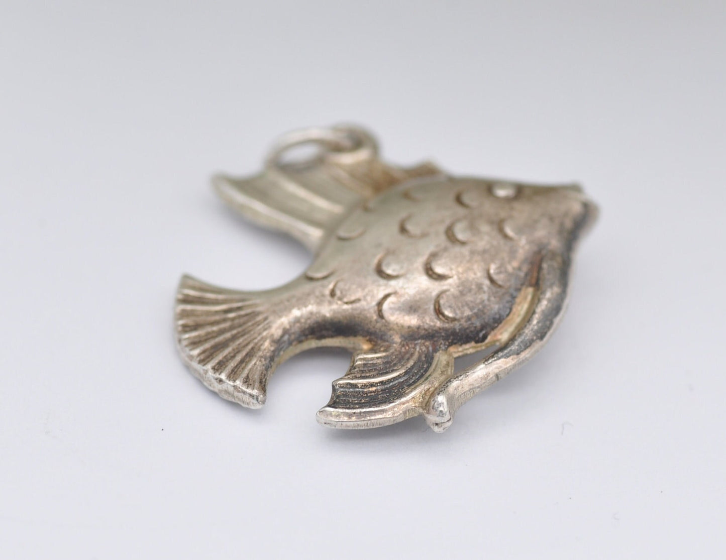 Vintage Sterling Silver Fish Charm / Pendant - Sea / Animal / Ocean / Charm Bracelet