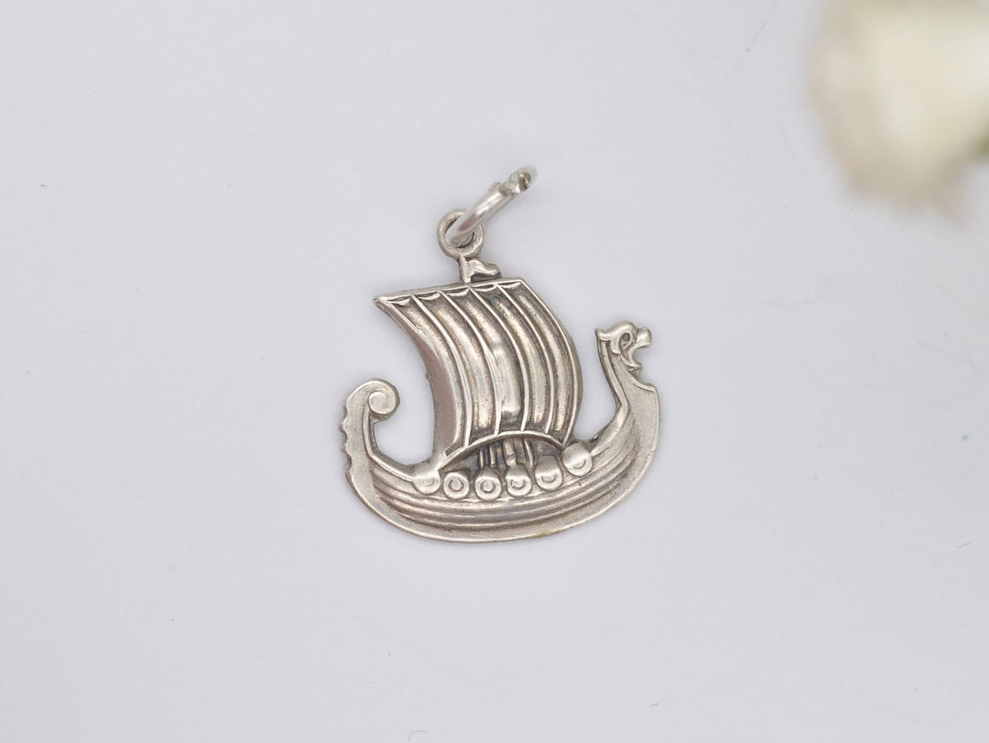 Vintage 830 Silver Viking Ship Charm / Pendant - Sail / Norse / Detailed / Boat / Sea / Scandi / Scandinavian / Solid / for Charm Bracelet
