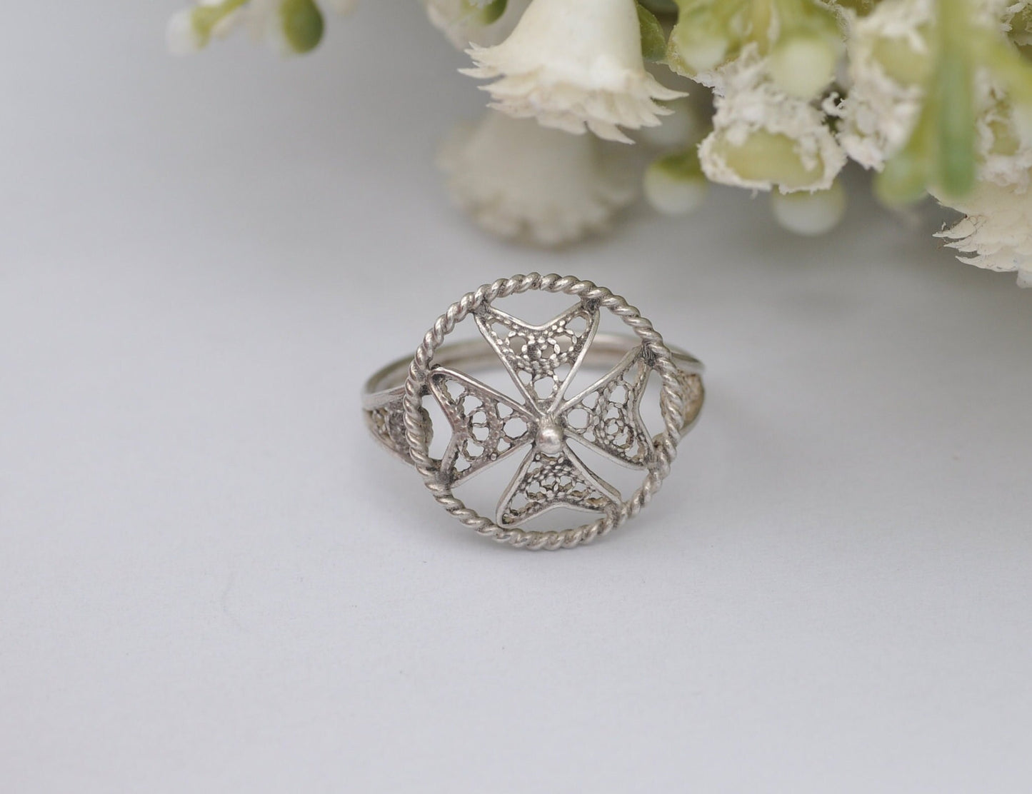 Vintage Maltese Silver Filigree Ring - 917 Malta Silver / 1960s 1970s / Open Work Maltese Cross / Small Ring / UK Size - J 1/2 / US Size - 5