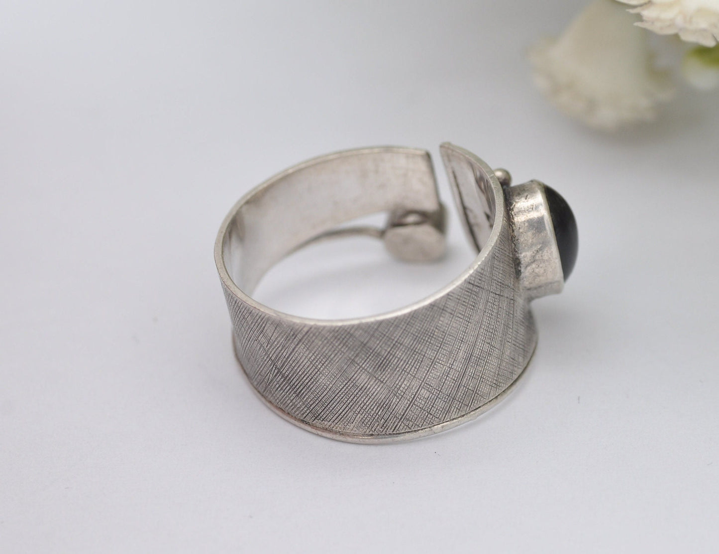 Silver Onyx & Paua Shell Ring Studio Design - Double Stone Feature / Adjustable Unisex / Unusual Ring / Abalone / UK Size - S / US Size - 9
