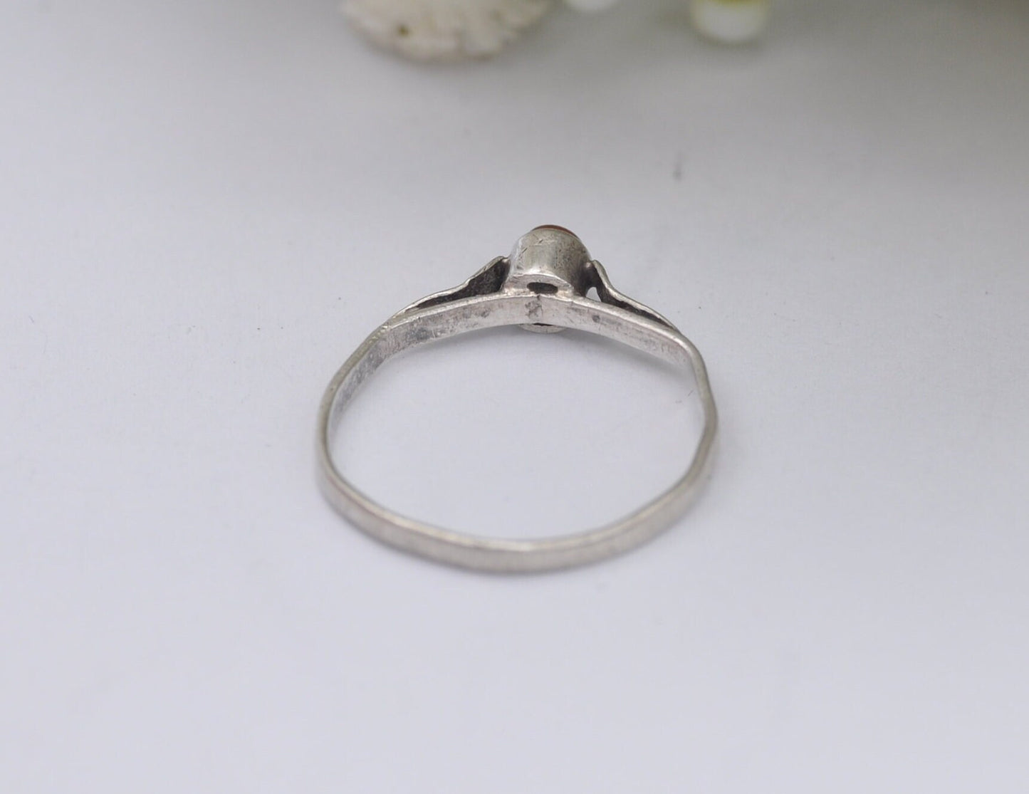Vintage Silver and Garnet Solitaire Ring - Raised Gemstone / Minimalist Delicate / Red Stone / 925 Sterling / UK Size - L 1/2 / US Size - 6