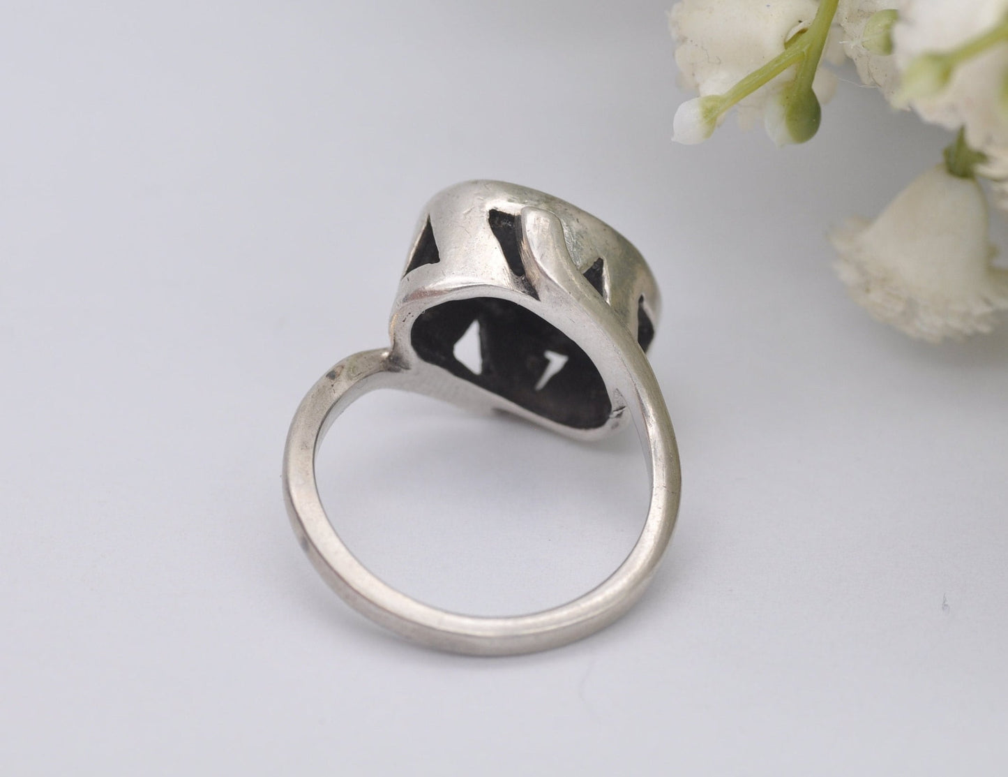 Vintage Sterling Silver Hematite Ring - Mid-Century Modern | 1950s | 1960s | Faceted Gemstone | Chunky | UK Size - P 1/2 | US Size - 7 3/4