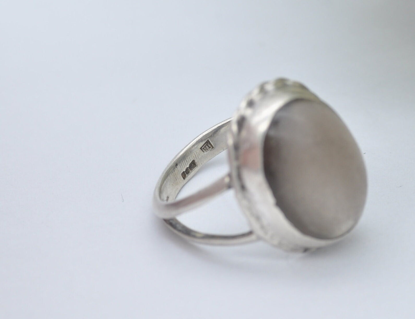 Vintage Sterling Silver and Domed Glass Ring - Chunky Cocktail / Quirky Ring / Clear Oval Stone / Unisex / UK Size - Q / US Size - 8
