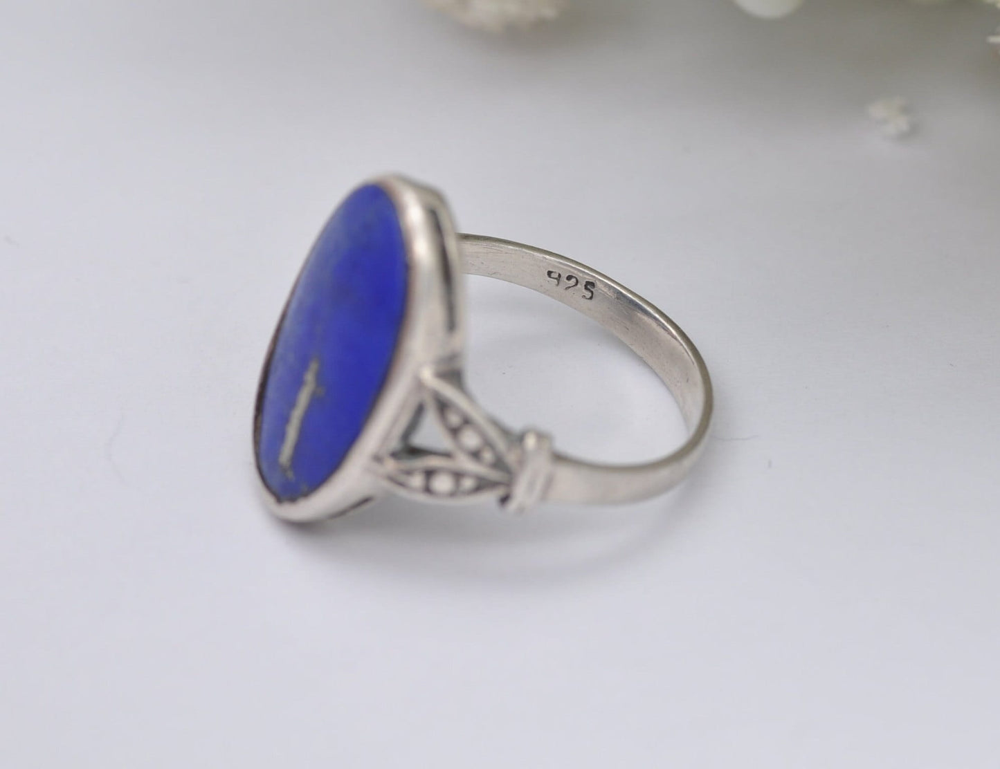 Silver Lapis Lazuli Ring Vintage - Oval Stone / Blue and Gold Stone Ring / 925 Sterling / Smooth Cabochon / UK Size - L / US Size - 5 3/4