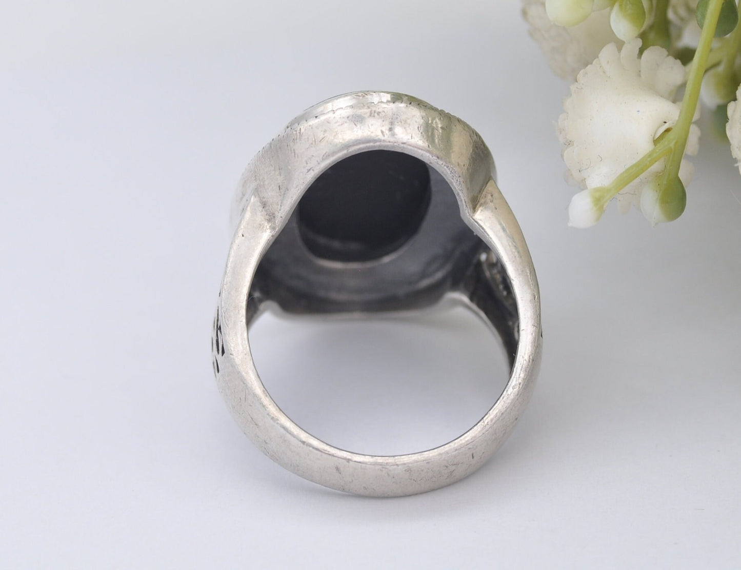 Silver Onyx and Marcasite Ring - Vintage Sterling Silver / Openwork Shoulders / Chunky Oval / Art Deco Style / UK Size - P 1/2 / US Size - 8